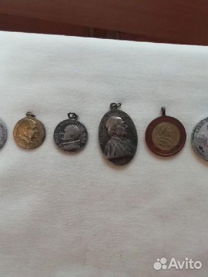 Медальоны Ватикана