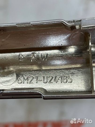 Накладка на ручку обшивки двери передняя левая For