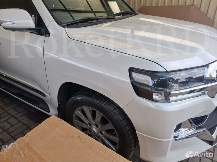 Обвес Toyota Land Cruiser 200 в 2021 V6901