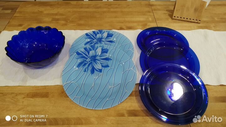 Набор посуды для сервировки стола