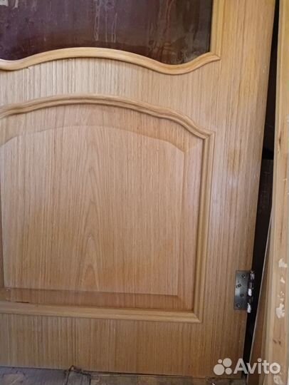 Двери межкомнатные б\у хорошее состояние