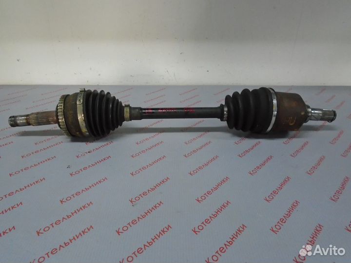 Nissan 39101-AU315 Вал приводной левый