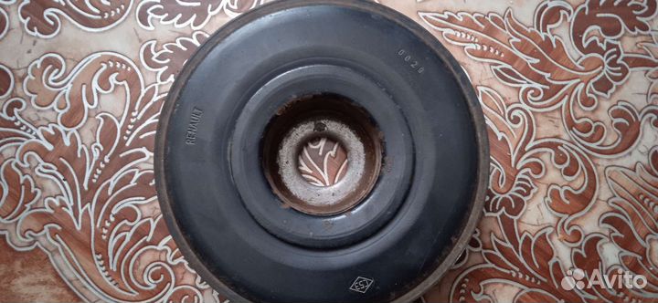 Демпферный шкиф рено Меган 2