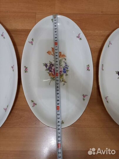 Фарфоровые блюда из набора Мейсенский букет