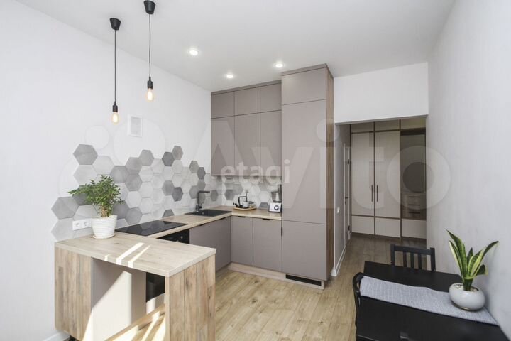 2-к. квартира, 56,9 м², 10/17 эт.