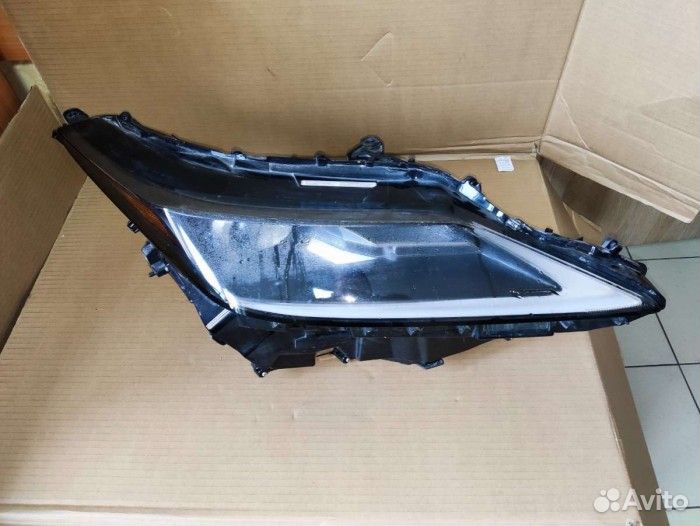 Фара правая для Lexus RX