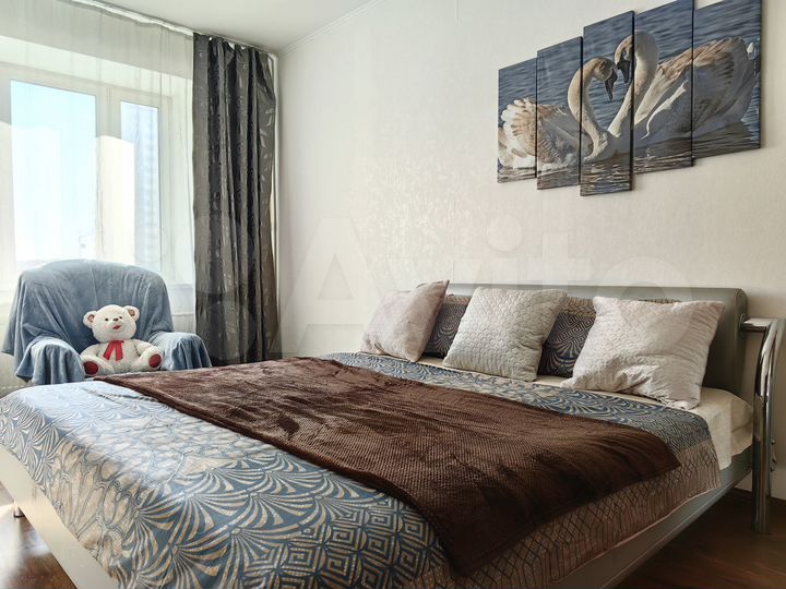 2-к. квартира, 55 м², 4/17 эт.
