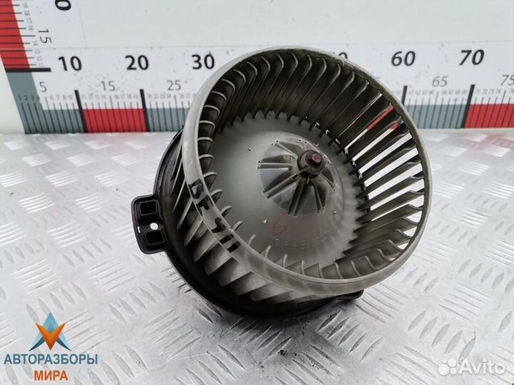 Моторчик печки Toyota Avensis 2 (T250) 2005