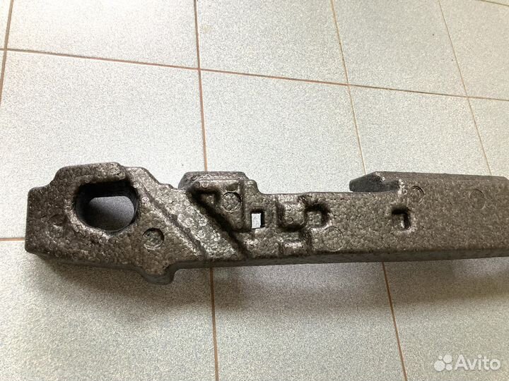 Абсорбер переднего бампера Hyundai Solaris 16-19