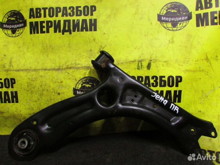 VW Jetta VI Рычаг передний правый