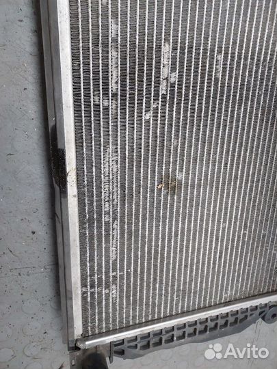 Радиатор охлаждения двигателя Volkswagen Passat 5, 2004