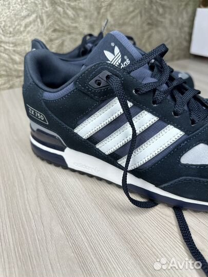 Adidas originals zx 750 новые
