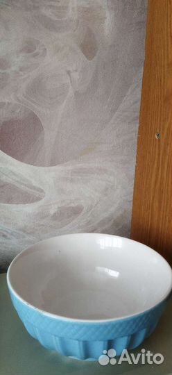 Тарелка очень глубокая