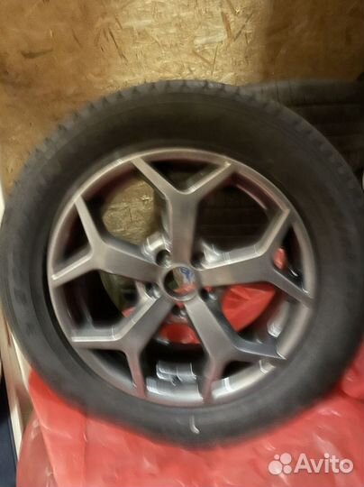Летняя резина 235/55 R17 на дисках