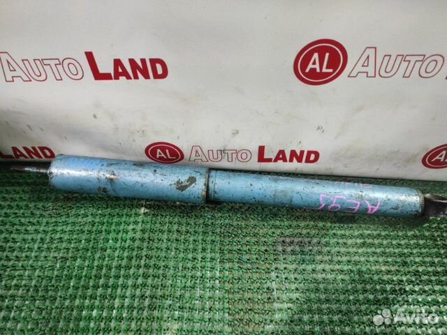 Амортизатор задний Toyota Sprinter Carib AE95