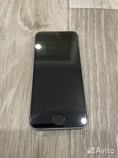 iPhone SE