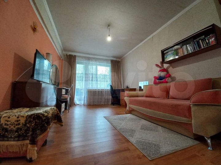 3-к. квартира, 70 м², 1/5 эт.