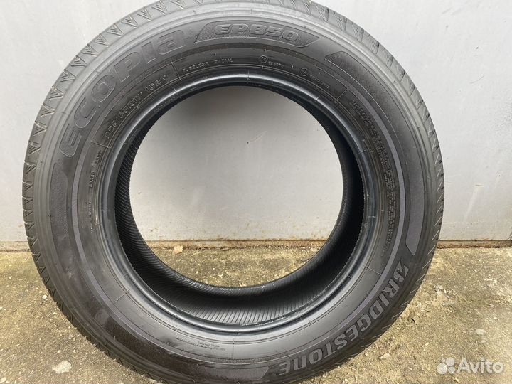 Bridgestone Ecopia EP850 225/65 R17