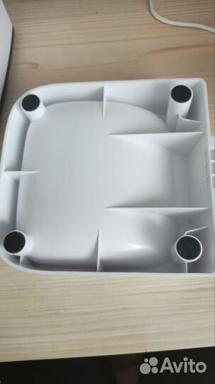 Электрическая автокормушка для собак и кошек