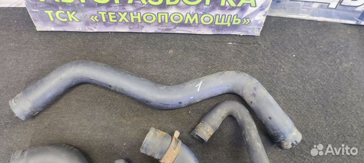 Патрубки охлаждения Volkswagen Golf 3