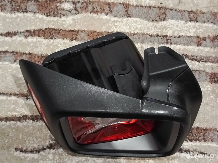 Новый оригинальный фонарь левый Jeep Renegade