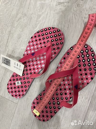 Сланцы adidas для девочки