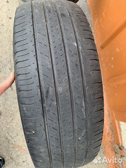 Michelin Latitude Tour HP 215/60 R17