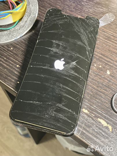 Замена стекла дисплея iPhone