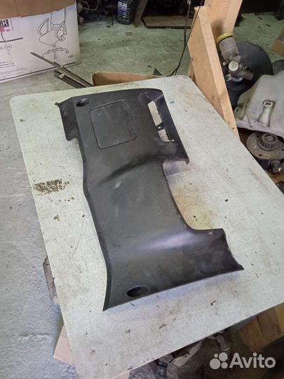 Накладка под руль Hyundai Sonata 4 EF Хендай