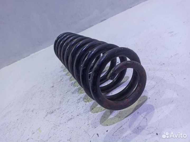 Пружина передняя Мерседес