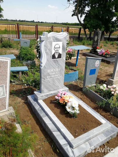 Мемориальные комплексы гранит и мрамор, памятники