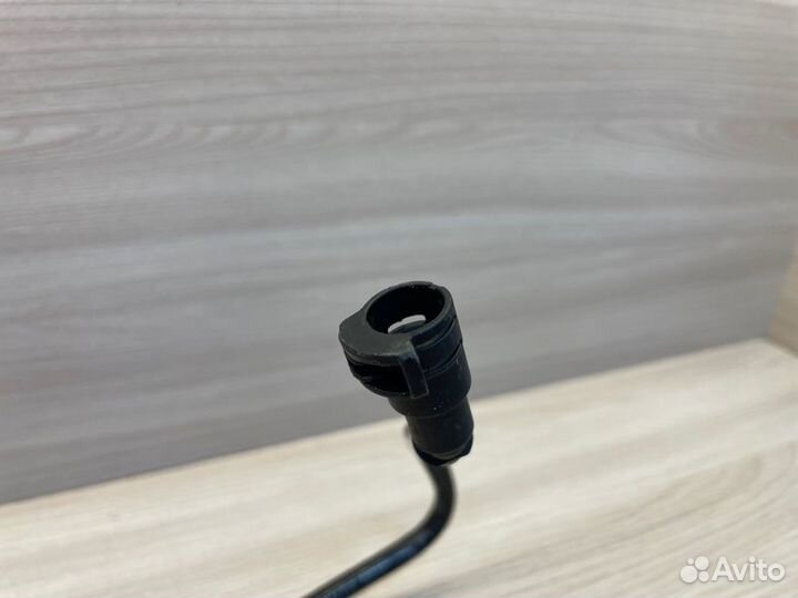 Трубка вакуумного усилителя Volkswagen Polo