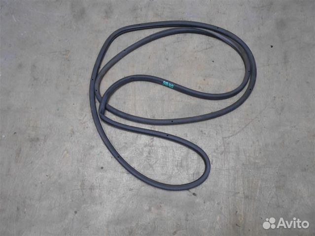 Уплотнитель двери задней левой от VW Touran 2003