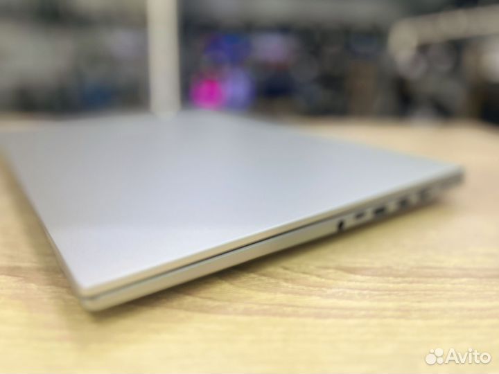 Asus vivobook 16x