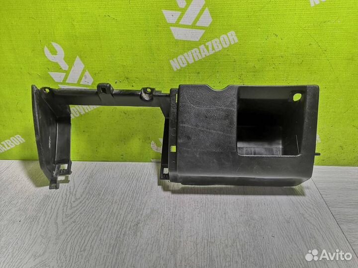 Бардачок Фольксваген Пассат Б3