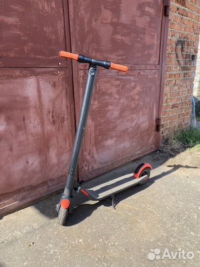 Электросамокат ninebot kickscooter ES1L