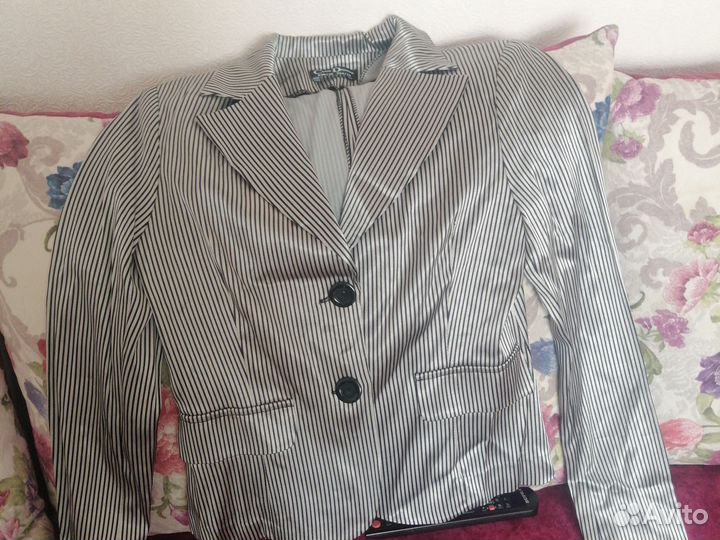 Новый костюм, пиджак р42, 44