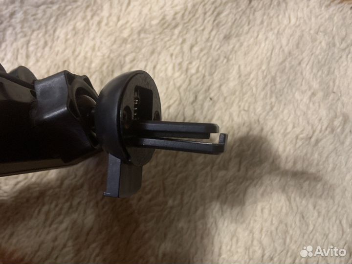 Держатель для телефона в машину