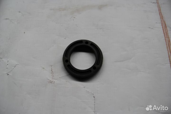 Амортизатор подшипника соломотряса резиновый 54-00