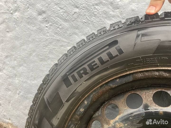 Pirelli Ice Zero 195/65 R15 95T