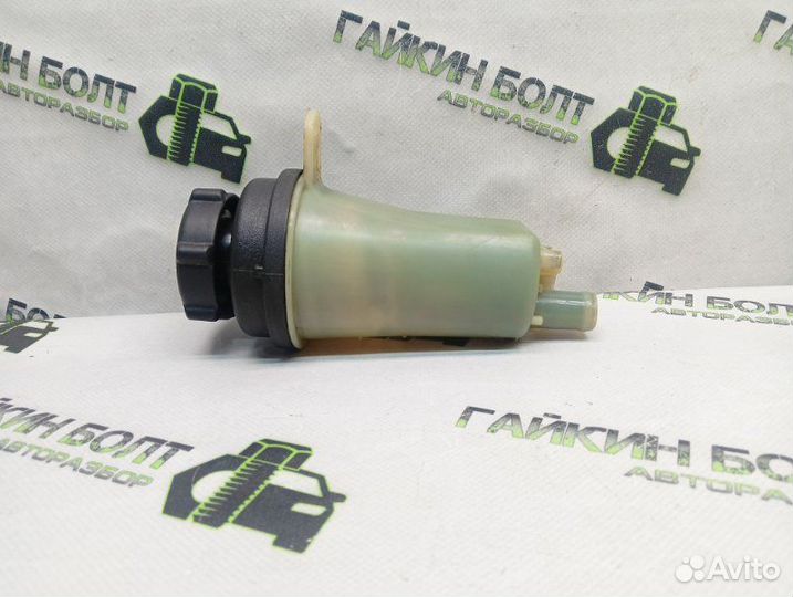 Бачок гидроусилителя руля Ford Focus хэтчбек 5дв