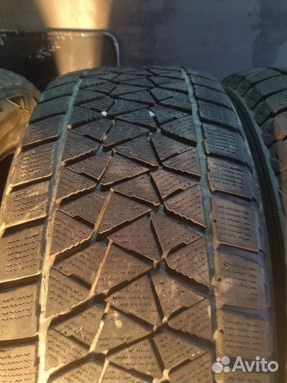 Bridgestone Blizzak DM-V2 265/65 R18 110
