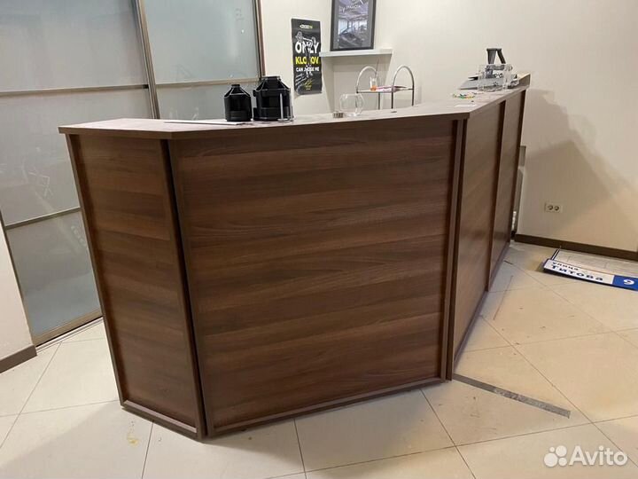Стойка ресепшн бу