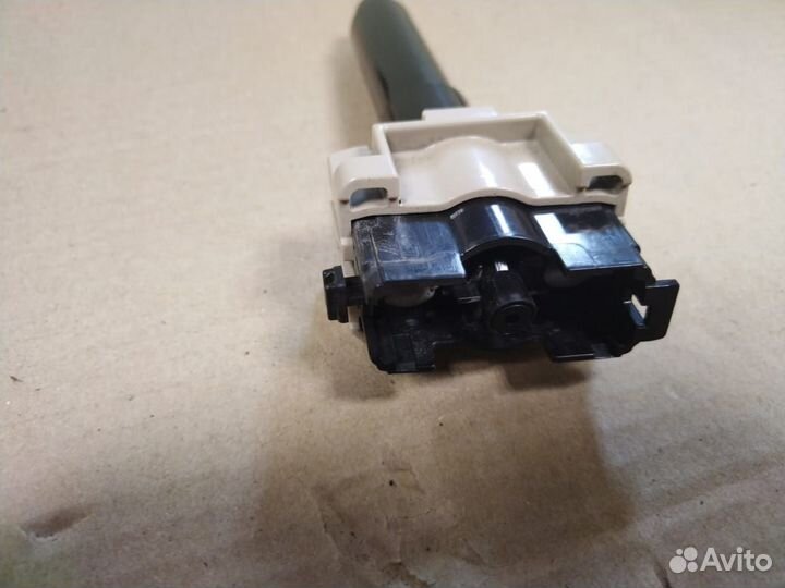 Форсунка омывателя фар правая Toyota Prado 150