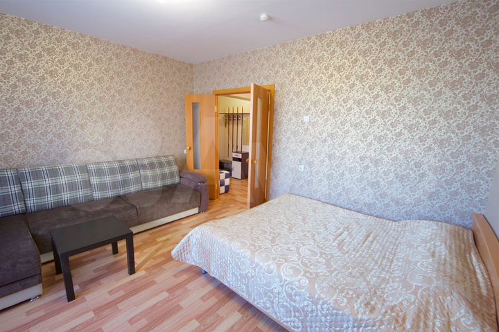 2-к. квартира, 58 м², 3/10 эт.