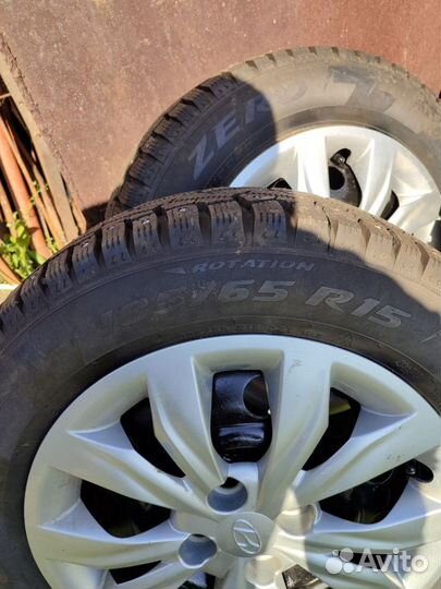 Pirelli Ice Zero 185/65 R15