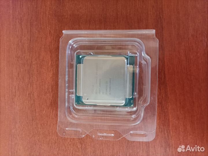 Серверный процессор Xeon E5-2666 v3