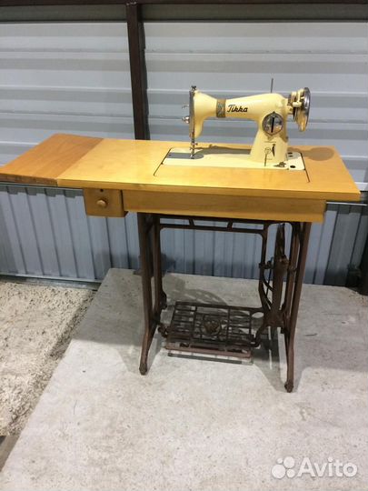 Швейная машинка