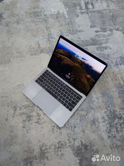 Apple MacBook Pro 13 2018 2,7Ghz/i7/16/256