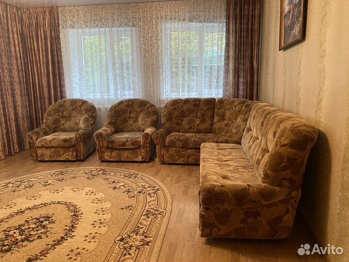 Угловой диван с креслами